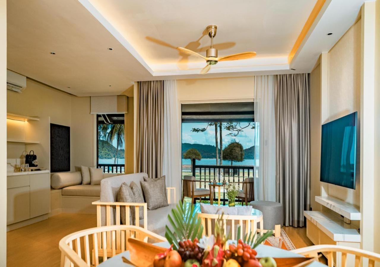 Pelangi Beach Resort & Spa, Langkawi Exterior foto