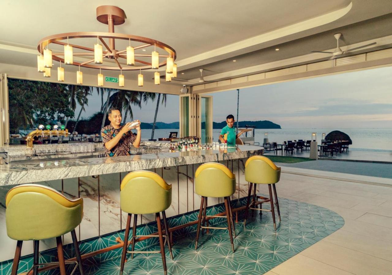 Pelangi Beach Resort & Spa, Langkawi Exterior foto The bar at the beach club