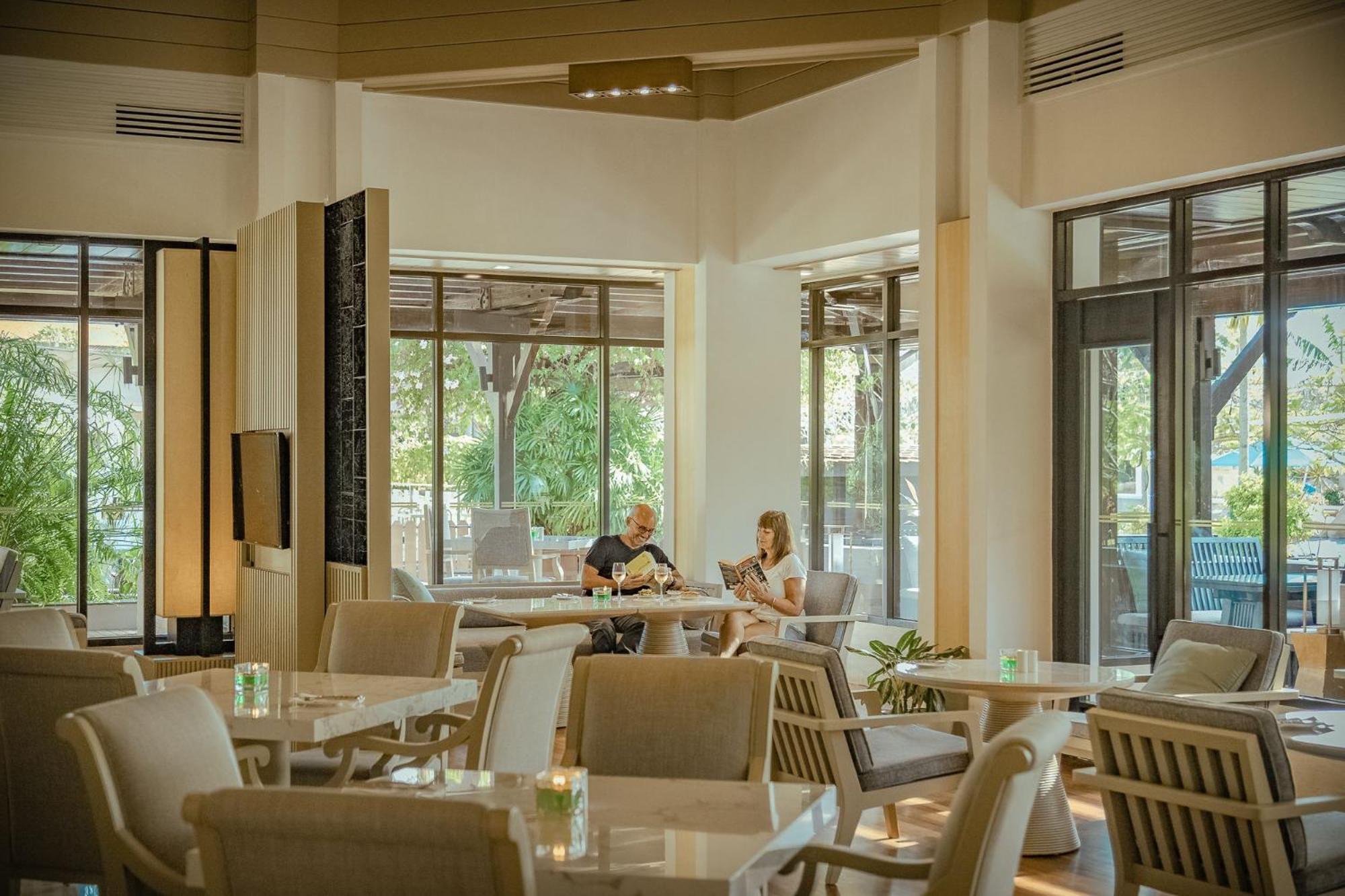 Pelangi Beach Resort & Spa, Langkawi Exterior foto The lobby at the Four Seasons Resort
