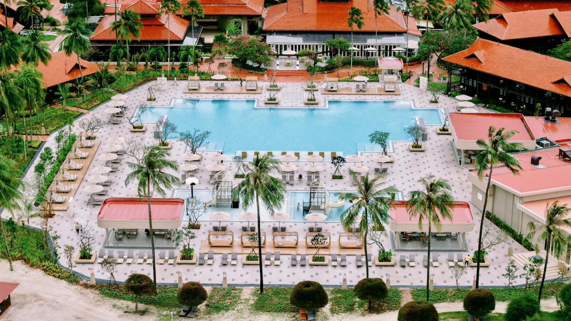 Pelangi Beach Resort & Spa, Langkawi Exterior foto The pool at the Royal Thai Hotel